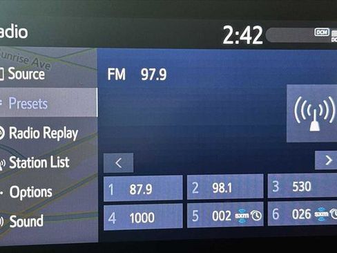 Certified 2021 Toyota RAV4 Limited image 21