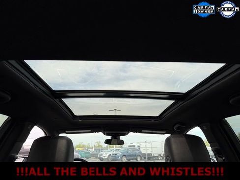 Used 2021 Cadillac XT5 Premium Luxury w/ LPO, Floor Liner Package image 19