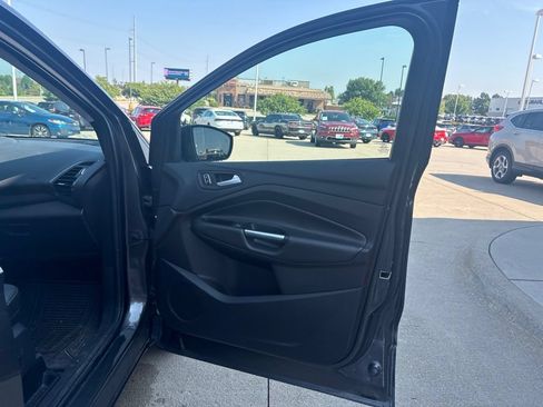 Used 2016 Ford Escape Titanium w/ Equipment Group 301A AWD/4WD image 23