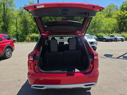 Used 2023 Mitsubishi Outlander SE AWD/4WD image 25