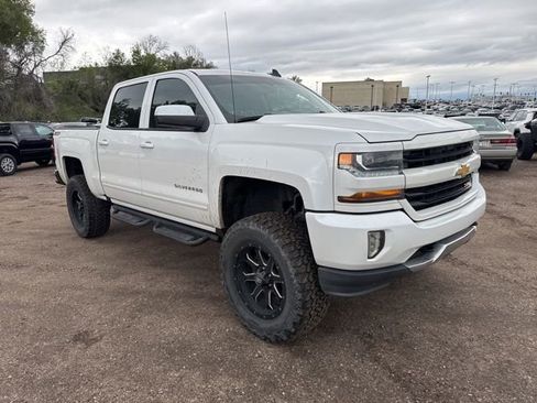 Used 2017 Chevrolet Silverado 1500 LT w/ All Star Edition AWD/4WD image 8