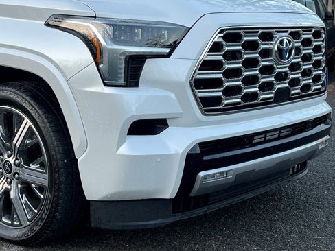 Used 2024 Toyota Sequoia Capstone image 9