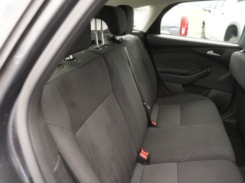 Used 2017 Ford Focus SE image 20