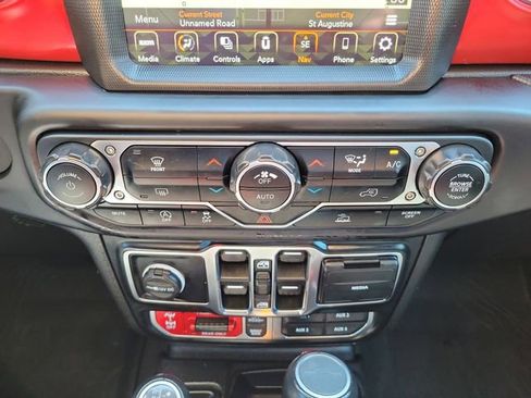 Used 2022 Jeep Gladiator Rubicon w/ Trailer Tow Package image 30