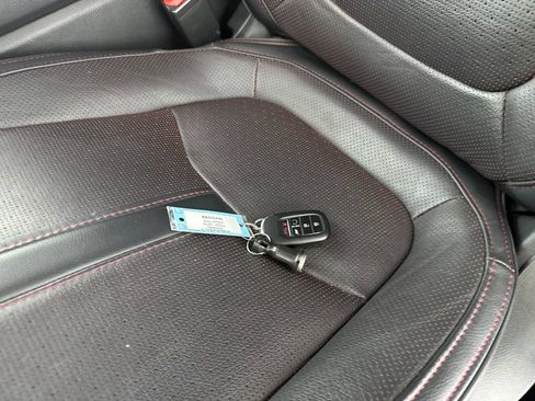 Certified 2025 Honda Pilot Black Edition image 34