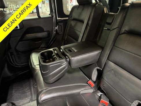 Used 2019 Jeep Wrangler Unlimited Sahara w/ Quick Order Package 24M Moab AWD/4WD image 29