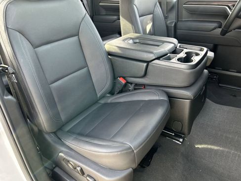 Used 2026 GMC Sierra 1500 SLT AWD/4WD image 27