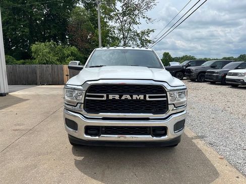 Used 2022 RAM 2500 Tradesman w/ Chrome Appearance Group AWD/4WD image 2