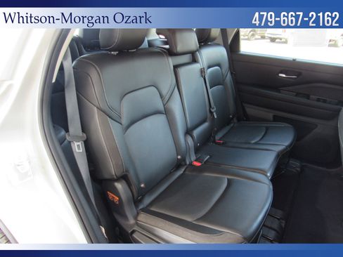 Used 2023 Nissan Pathfinder SL image 24