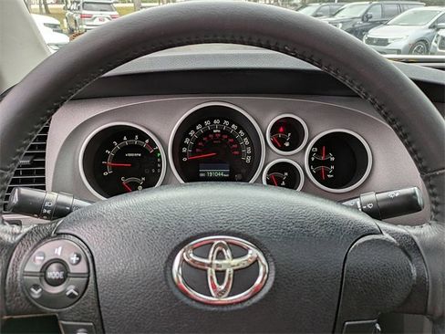 Used 2011 Toyota Tundra Limited image 30