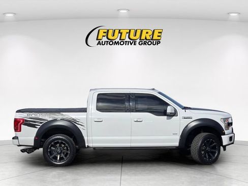 Used 2016 Ford F150 Lariat w/ Equipment Group 502A Luxury AWD/4WD image 3