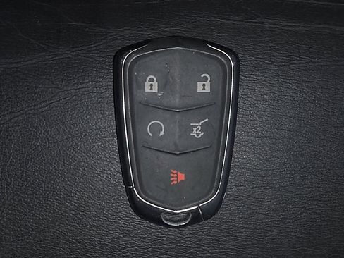 Used 2016 Cadillac SRX Luxury image 32