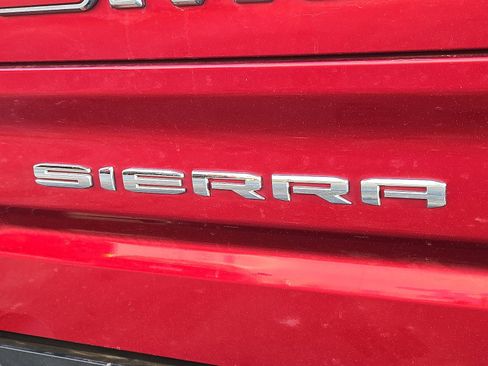 Used 2022 GMC Sierra 1500 Elevation w/ Preferred Package image 29