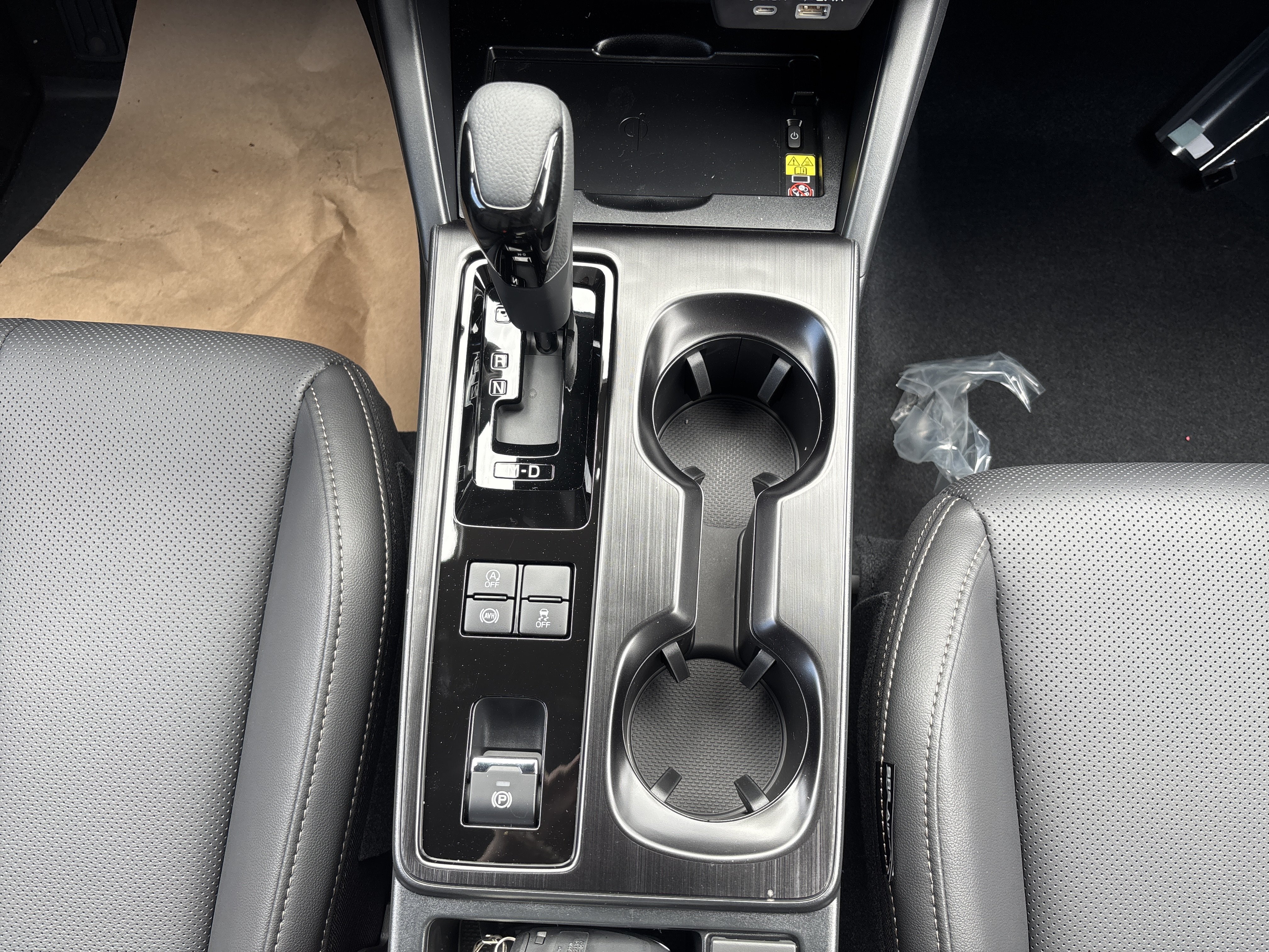 New 2026 Subaru Outback Limited AWD/4WD image 11