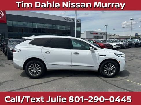 Used 2024 Buick Enclave Premium AWD/4WD image 13