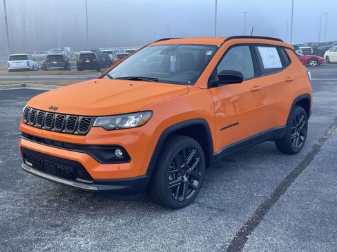 New 2026 Jeep Compass Latitude image 10