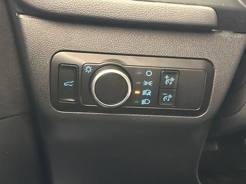 Used 2023 Ford Escape Active AWD/4WD image 36