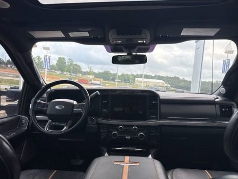 Used 2024 Ford F250 Platinum AWD/4WD image 13