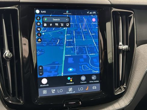 Certified 2025 Volvo XC60 T8 Plus image 16