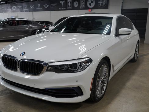Used 2020 BMW 540i w/ Convenience Package RWD image 1