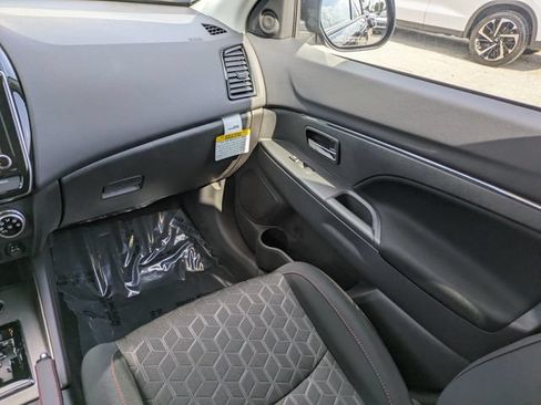 New 2026 Mitsubishi Outlander Sport LE AWD/4WD image 17