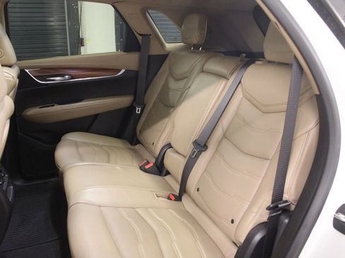 Used 2017 Cadillac XT5 Platinum w/ Driver Assist Package AWD/4WD image 46