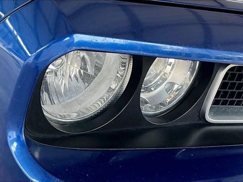 Used 2012 Dodge Challenger R/T RWD image 28