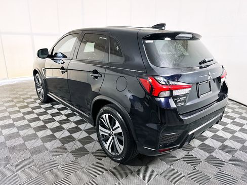 Used 2022 Mitsubishi Outlander Sport SE AWD/4WD image 5