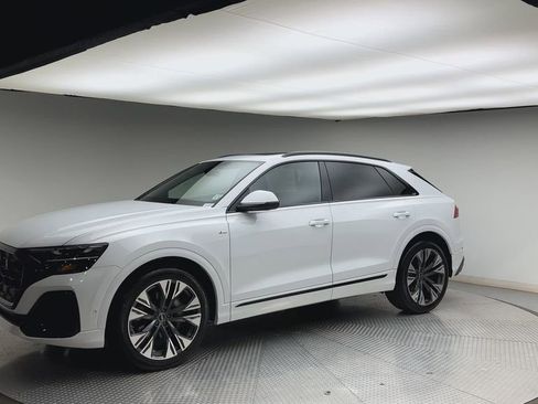 Used 2026 Audi Q8 Premium Plus AWD/4WD image 6