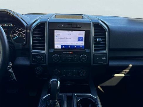 Used 2020 Ford F150 XLT w/ Equipment Group 302A Luxury image 10