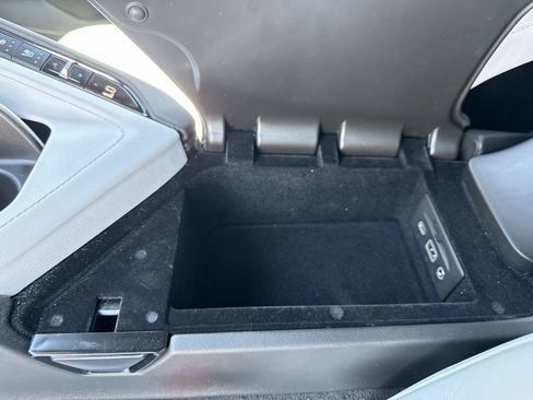 Used 2021 Chevrolet Corvette Stingray Preferred Cpe w/ 2LT RWD image 37