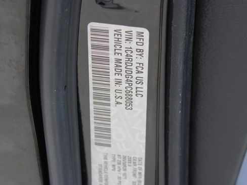 Used 2023 Dodge Durango GT image 30