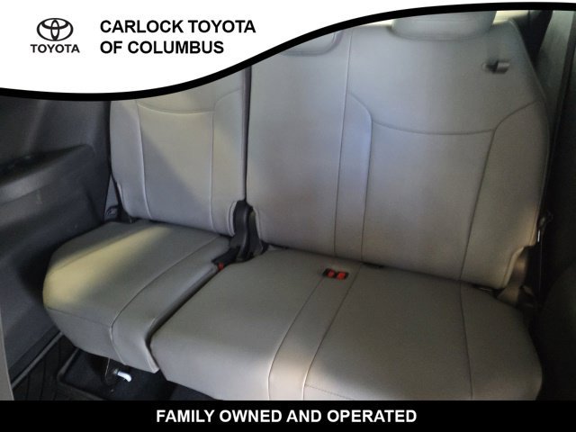 Used 2026 Toyota Sienna XLE FWD image 16