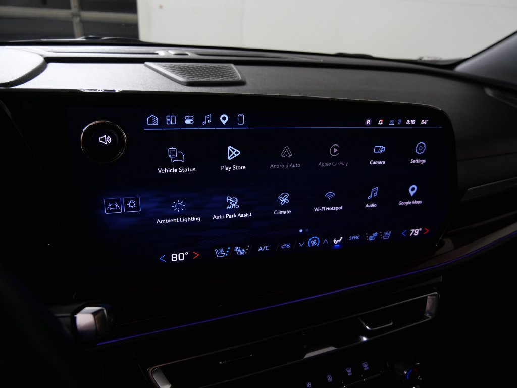 Used 2025 Chevrolet Traverse RS AWD/4WD image 30