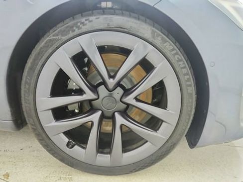 Used 2022 Tesla Model S Base image 57