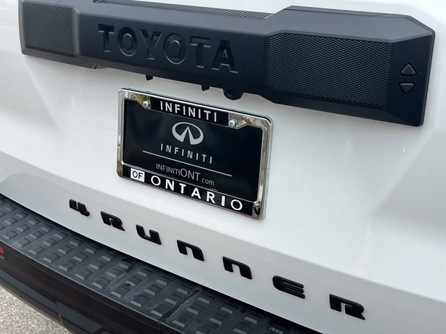 Used 2025 Toyota 4Runner SR5 AWD/4WD image 32