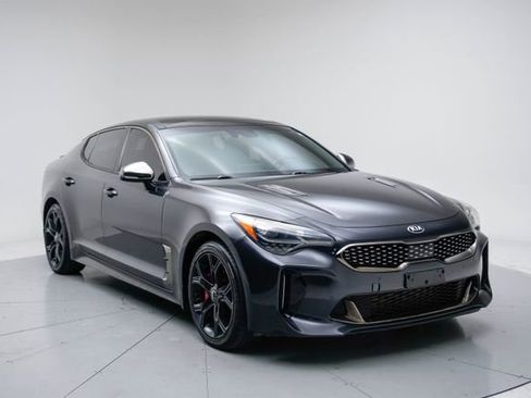 Used 2019 Kia Stinger GT1 AWD/4WD image 9