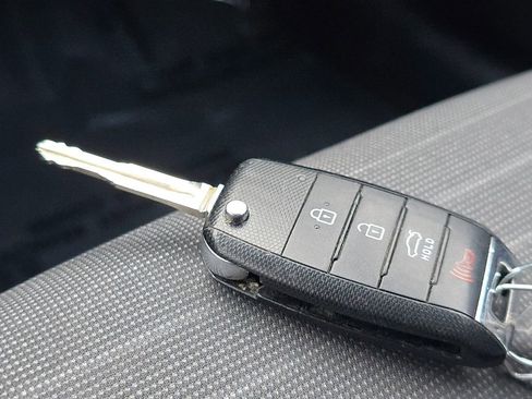 Used 2015 Kia Forte EX image 32