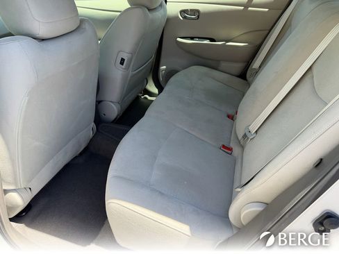 Used 2012 Nissan Leaf SL FWD image 16