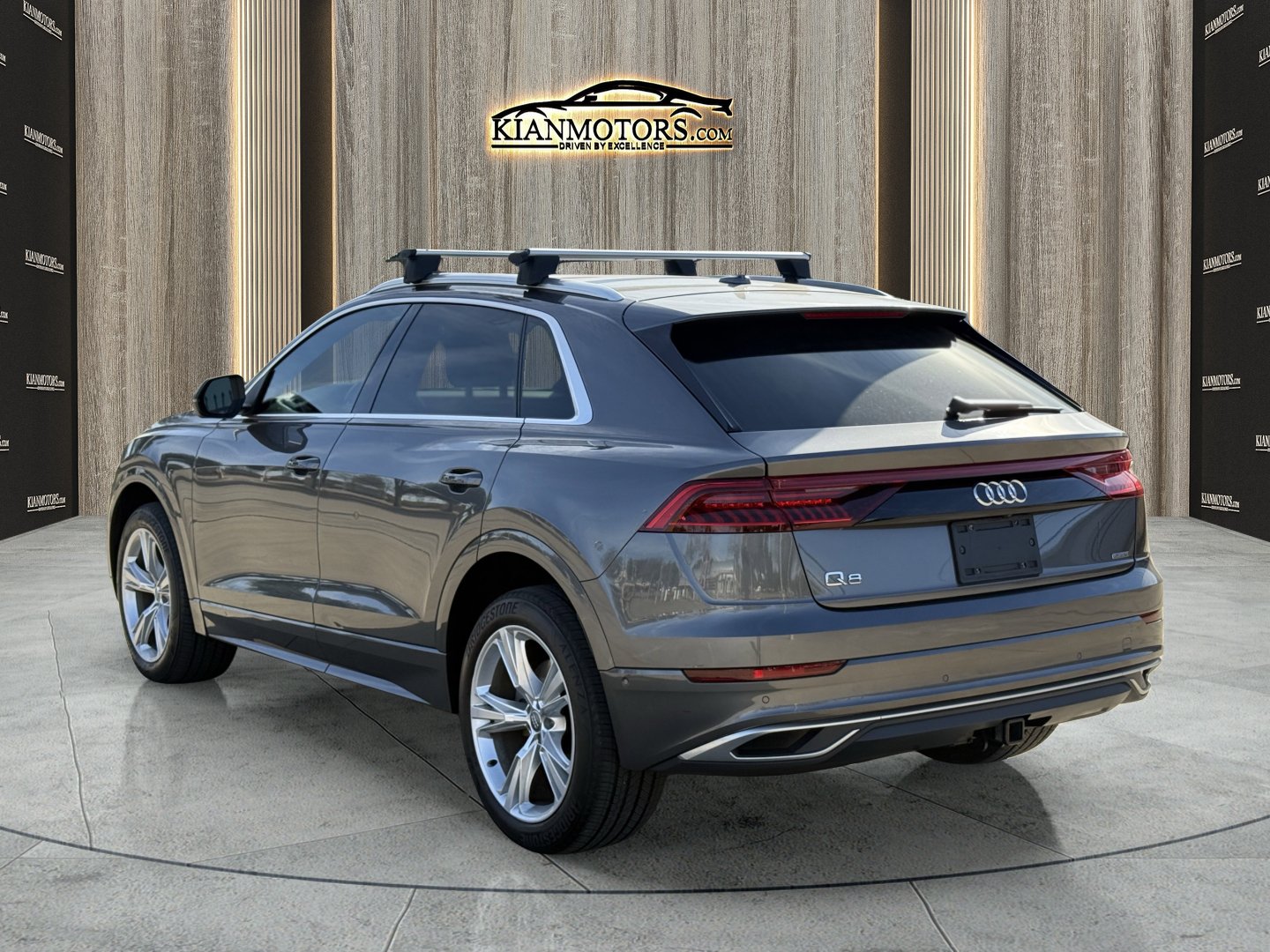 Used 2019 Audi Q8 Premium Plus w/ Premium Plus AWD/4WD image 5