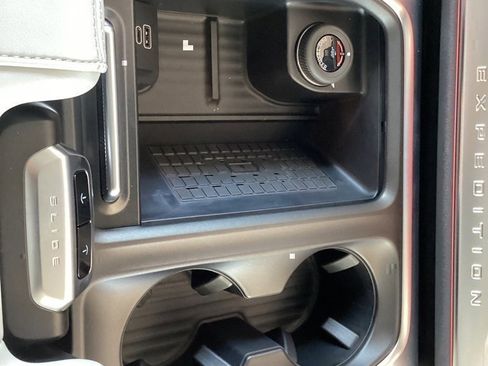 New 2025 Ford Expedition Platinum image 70