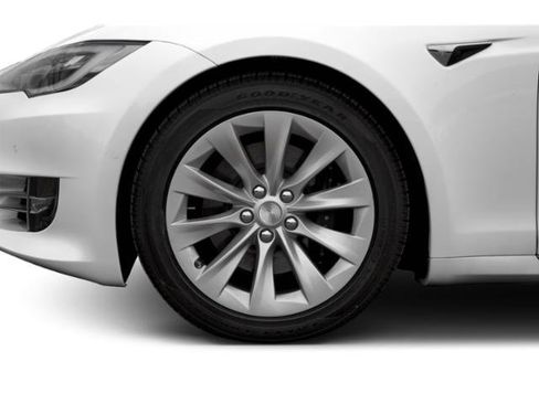 Used 2019 Tesla Model S Performance AWD/4WD image 10