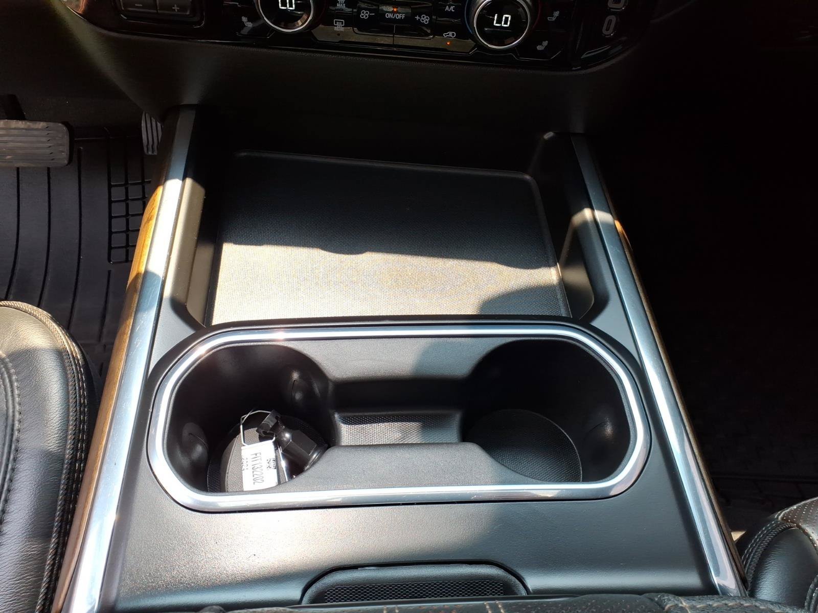 Used 2024 Chevrolet Silverado 2500 High Country w/ High Country Premium Package AWD/4WD image 27