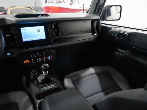 Used 2021 Ford Bronco 2-Door AWD/4WD image 22