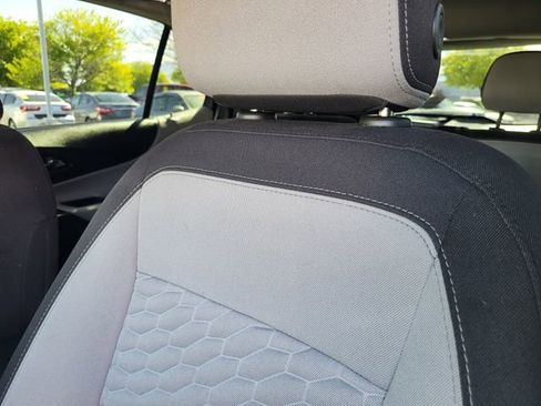 Used 2021 Chevrolet Equinox LS w/ LS Convenience Package FWD image 17