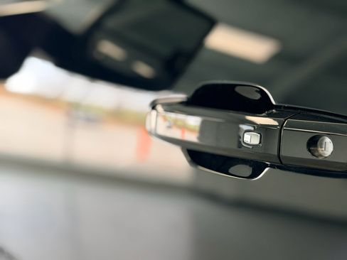 Used 2024 Chevrolet Silverado 2500 LT w/ Midnight Edition image 13