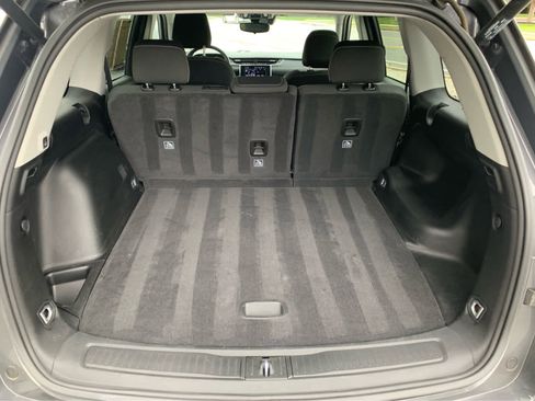 Used 2022 Jeep Grand Cherokee Laredo w/ Luxury Tech Group I image 5