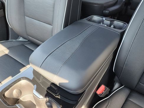 New 2026 Buick Enclave Sport Touring w/ Super Cruise Package image 33