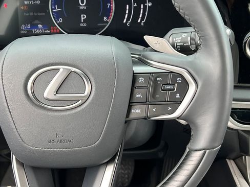 Used 2024 Lexus RX 350 Premium image 17