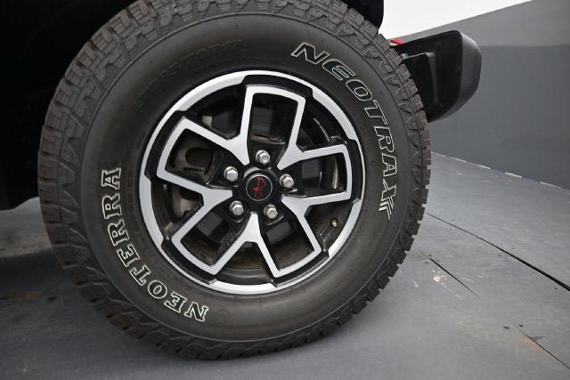 Used 2024 Jeep Wrangler Unlimited Rubicon AWD/4WD image 14